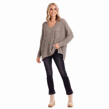 Load image into Gallery viewer, OSCAR VNECK ONE SIZE
